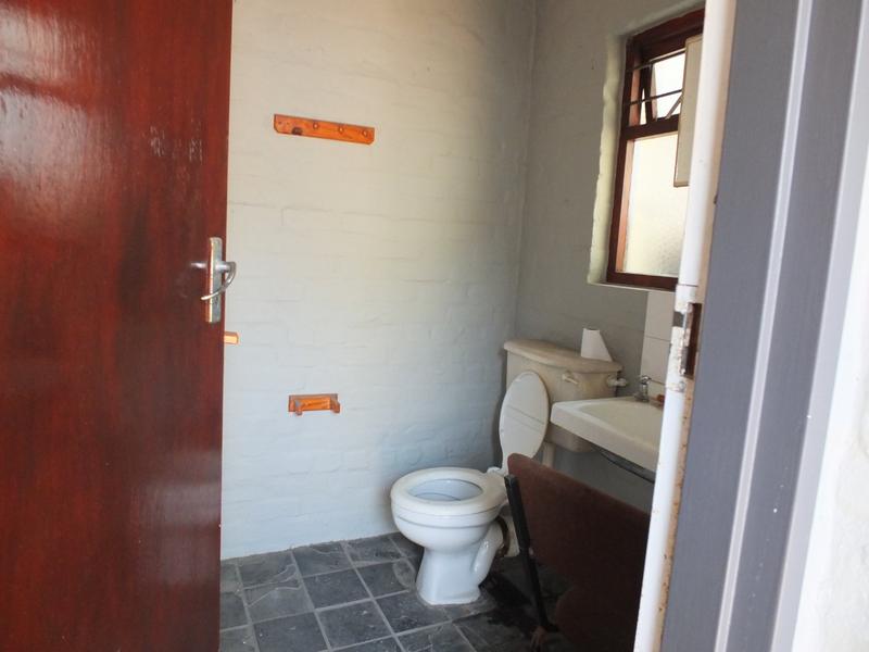 To Let 4 Bedroom Property for Rent in Dormehls Drift Western Cape